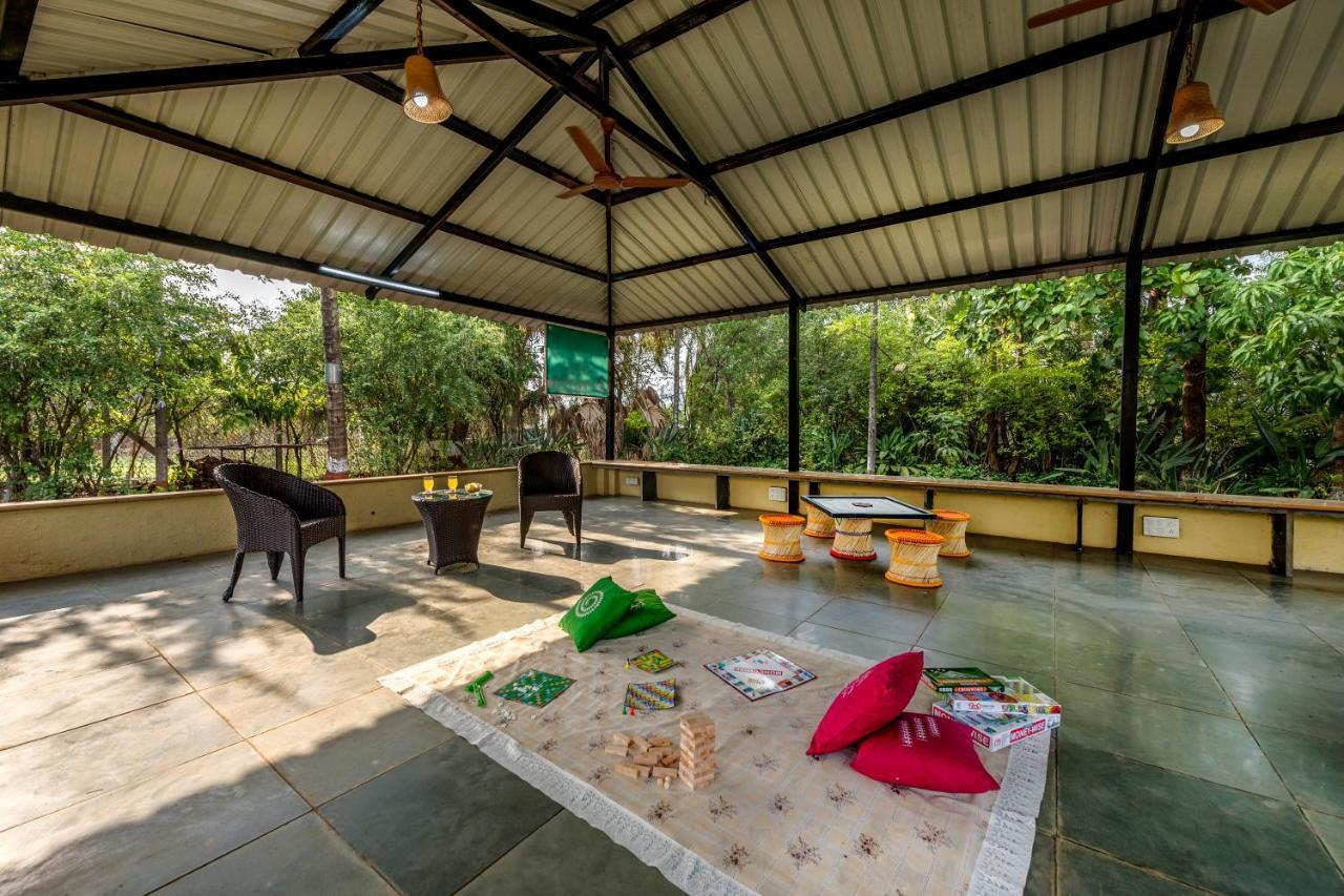 Saffronstays Lakeview Nivara - Farm Stay Villa With Private Pool Near Πούνε Εξωτερικό φωτογραφία
